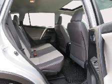 2015 Toyota RAV4 AWD 4dr XLE - Photo 13