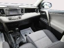 2015 Toyota RAV4 AWD 4dr XLE - Photo 17
