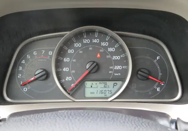 2015 Toyota RAV4 AWD 4dr XLE - Photo 19