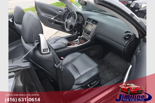 2010 Lexus IS 350C - Photo 8