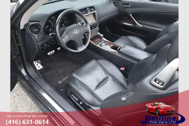 2010 Lexus IS 350C - Photo 12