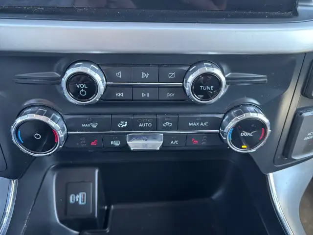 2022 Ford F-150 - Photo 17