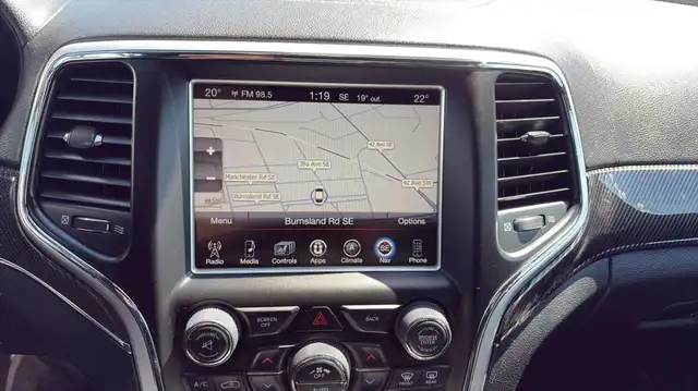 2016 Jeep Grand Cherokee 4WD 4dr SRT - Photo 22