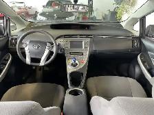 2015 Toyota Prius - Photo 11