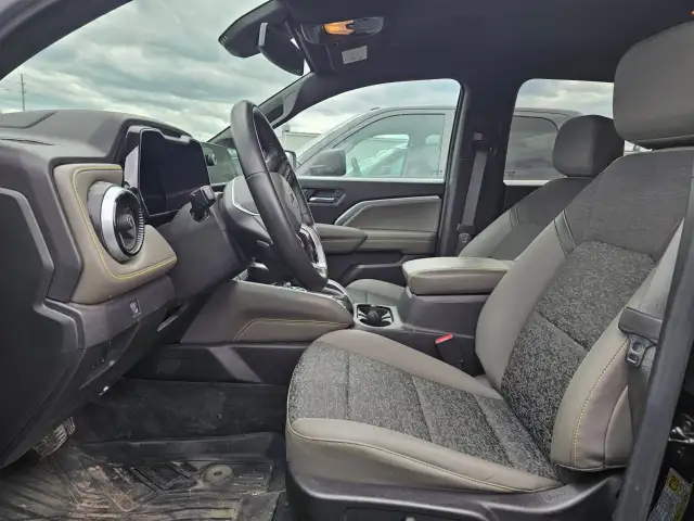 2024 Chevrolet Colorado - Photo 3