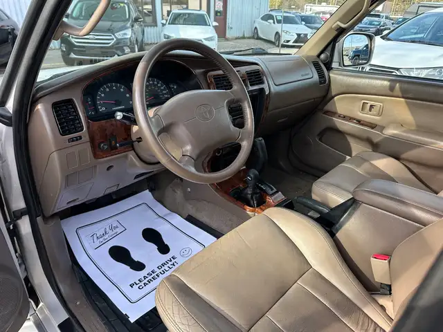 2000 Toyota 4Runner LIMITED | 4WD | LEATHER | SUNROOF | - Photo 10