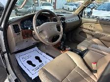2000 Toyota 4Runner LIMITED | 4WD | LEATHER | SUNROOF | - Photo 10