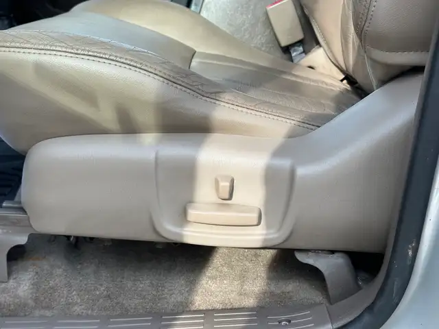 2000 Toyota 4Runner LIMITED | 4WD | LEATHER | SUNROOF | - Photo 12