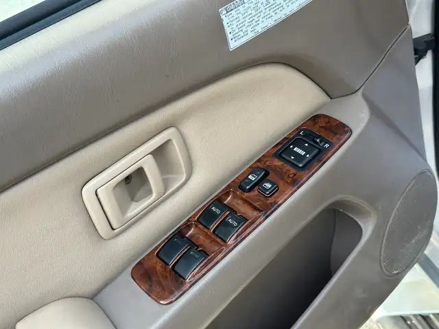 2000 Toyota 4Runner LIMITED | 4WD | LEATHER | SUNROOF | - Photo 16