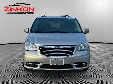 2016 Chrysler Town & Country TOURING-L | SUNROOF | CLEAN CARFAX - Photo 8