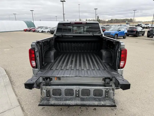 2024 GMC Sierra 1500 Elevation Crew Cab 4WD POWER, STYLE & TECHN - Photo 6