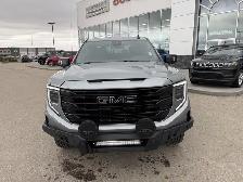 2024 GMC Sierra 1500 Elevation Crew Cab 4WD POWER, STYLE & TECHN - Photo 10