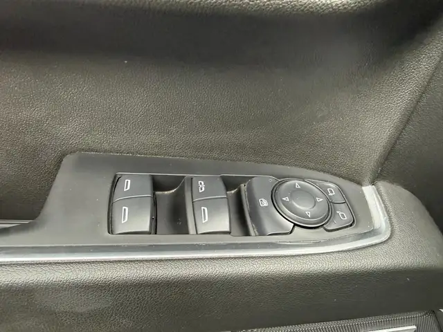 2024 GMC Sierra 1500 Elevation Crew Cab 4WD POWER, STYLE & TECHN - Photo 30
