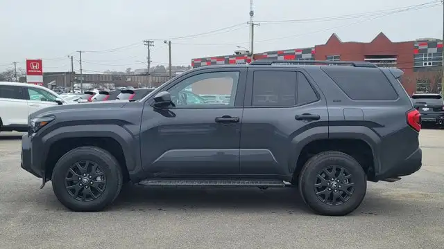 2026 Toyota 4Runner Base - Photo 3