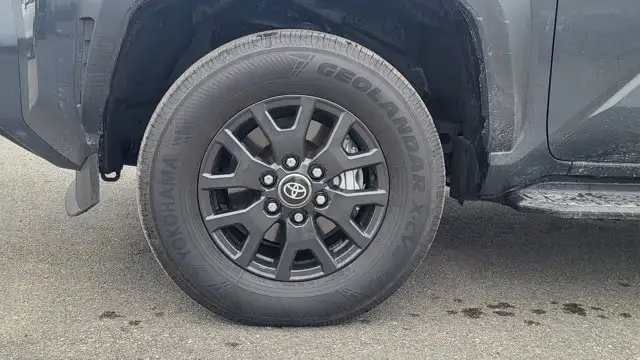 2026 Toyota 4Runner Base - Photo 11