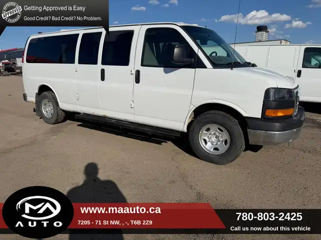 2014 GMC Savana 3500 155' Cargo Van - Photo 3