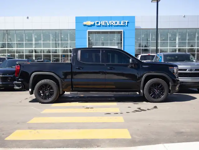 2024 GMC Sierra 1500 Elevation 5.3L - Photo 12