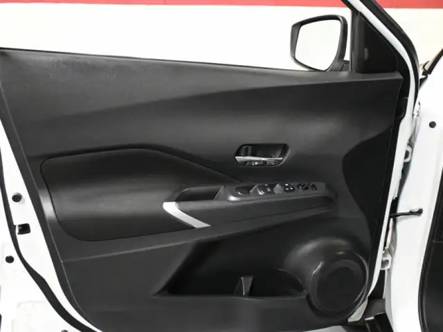 2024 Nissan Kicks SV CarPlay Adaptive Cruise Remote Start - Photo 11