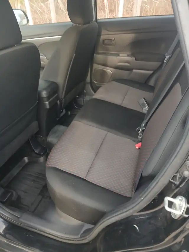 2019 Mitsubishi rvr - Photo 7