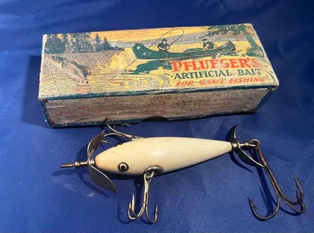 Vintage Pflueger Neverfail Fishing Lure In Box