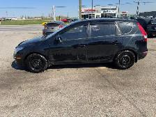 2010 Hyundai Elantra Touring GL, ONE OWNER, NO ACCIDENTS, ONLY 8 - Photo 2