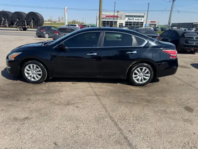 2015 Nissan Altima 2.5 S, DRIVES GREAT, WELL MAINTAINED, AS IS - Photo 2