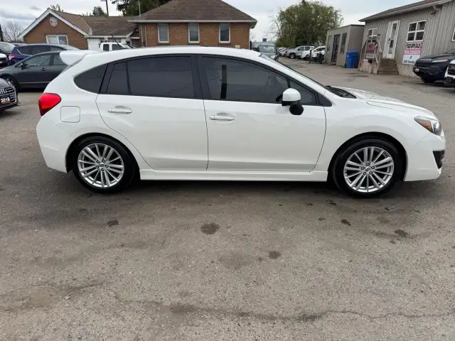 2016 Subaru Impreza 2.0i Limited Pkg, AWD, 4 CYL, 2 SETS WHEELS, - Photo 6