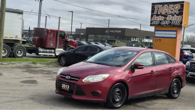 2013 Ford Focus SE, WELL MAINTAINED, ONLY 130KMS, CERTIFIED