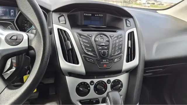 2013 Ford Focus SE, WELL MAINTAINED, ONLY 130KMS, CERTIFIED - Photo 12