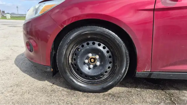 2013 Ford Focus SE, WELL MAINTAINED, ONLY 130KMS, CERTIFIED - Photo 17