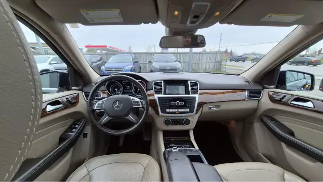 2015 Mercedes-Benz M-Class ML 350 BlueTEC, DIESEL, NO ACCIDENTS, - Photo 11
