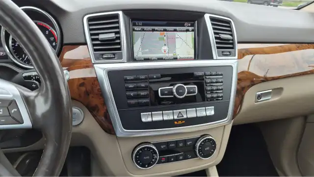 2015 Mercedes-Benz M-Class ML 350 BlueTEC, DIESEL, NO ACCIDENTS, - Photo 12