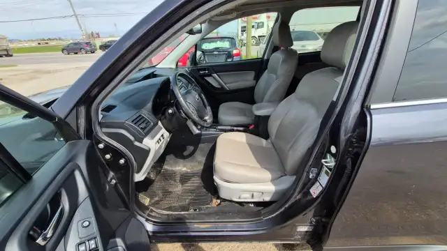 2015 Subaru Forester i Limited w/Tech Pkg, NO ACCIDENTS, AWD, CE - Photo 9