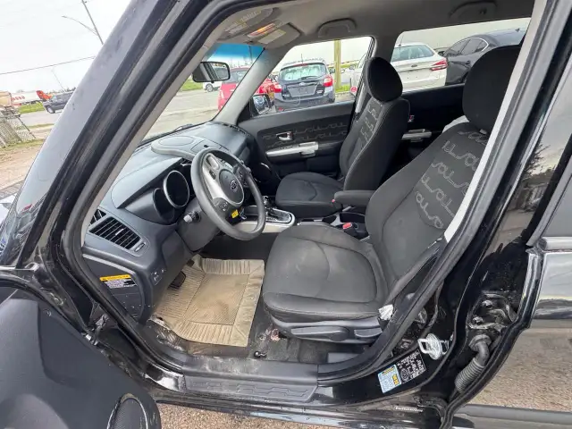 2012 Kia Soul 2U, ONLY 108KMS, WELL MAINTAINED, NO ACCIDENTS - Photo 9