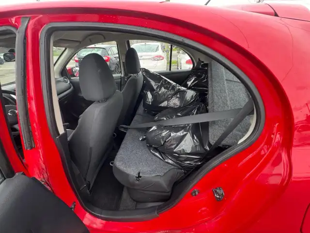 2015 Nissan Micra SV, NON CVT, WHEELS, ONLY 185KMS, CERTIFIED - Photo 10