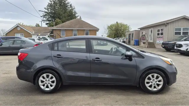 2014 Kia Rio LX , AUTO, SEDAN, 4 CYL, GREAT ON FUEL, CERTIFIED - Photo 6