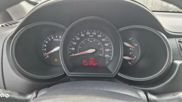 2014 Kia Rio LX , AUTO, SEDAN, 4 CYL, GREAT ON FUEL, CERTIFIED - Photo 12