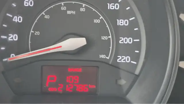 2014 Kia Rio LX , AUTO, SEDAN, 4 CYL, GREAT ON FUEL, CERTIFIED - Photo 13