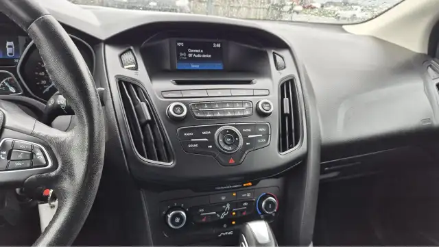 2015 Ford Focus SE, SEDAN, AUTO, 4 CYL, WARRANTY, CERTIFIED - Photo 12