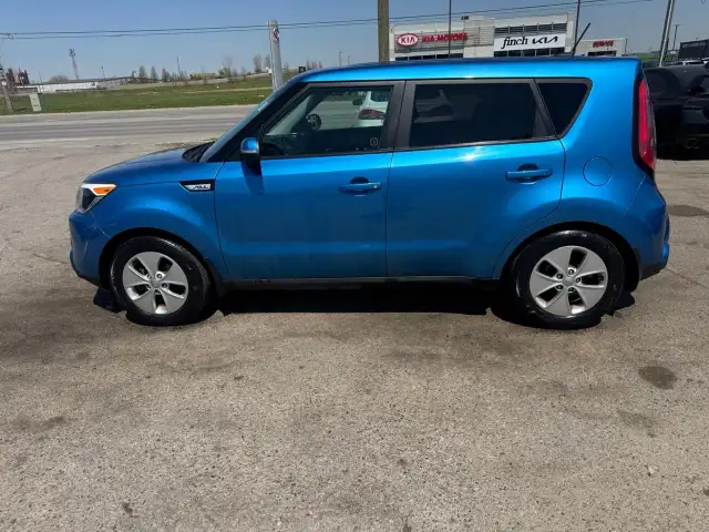 2016 Kia Soul LX, NO ACCIDENTS, MANUAL, WELL MAINTAINED, CERT - Photo 2