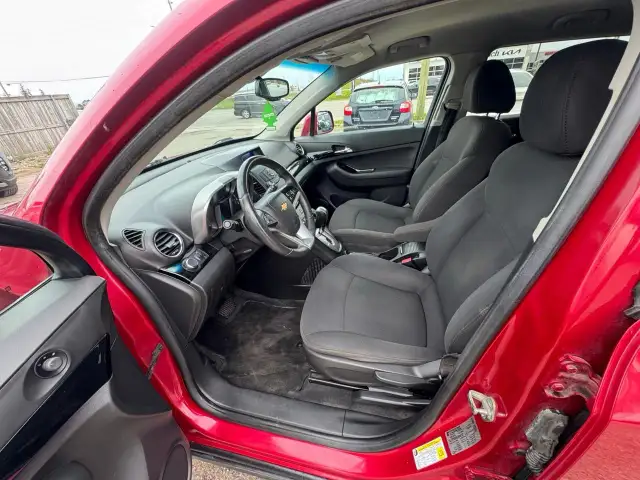 2012 Chevrolet Orlando 1LT, ONE OWNER, NO ACCIDENTS, CERTIFIED - Photo 9