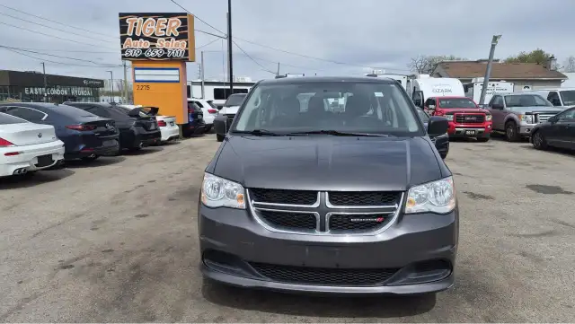 2016 Dodge Grand Caravan CANADA VALUE PACKAGE, WELL MAINTAINED, - Photo 8