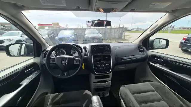 2016 Dodge Grand Caravan CANADA VALUE PACKAGE, WELL MAINTAINED, - Photo 12