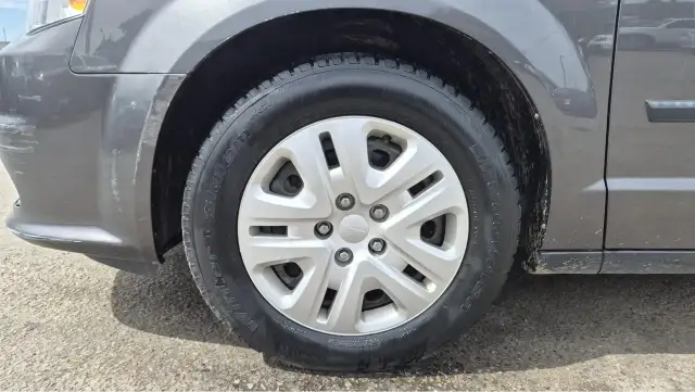 2016 Dodge Grand Caravan CANADA VALUE PACKAGE, WELL MAINTAINED, - Photo 16