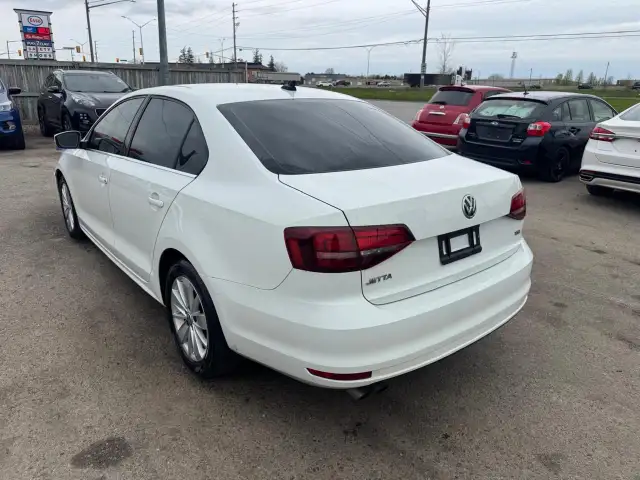 2016 Volkswagen Jetta TRENDLINE, SEDAN, ALLOYS, 4 CYLINDER, CERT - Photo 3