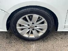 2016 Volkswagen Jetta TRENDLINE, SEDAN, ALLOYS, 4 CYLINDER, CERT - Photo 16