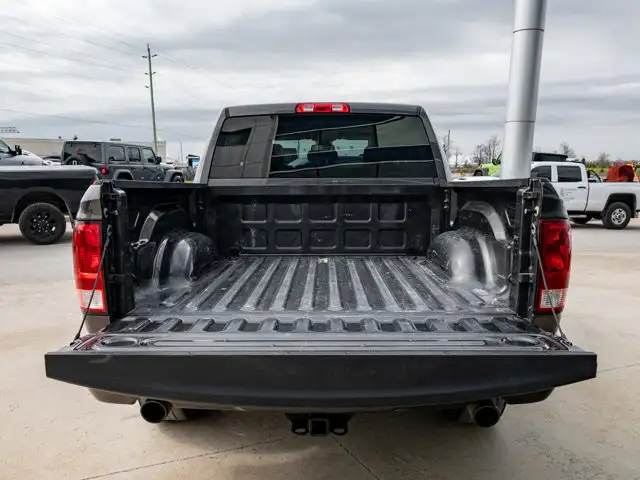 2022 Ram 1500 Classic Express - Photo 8