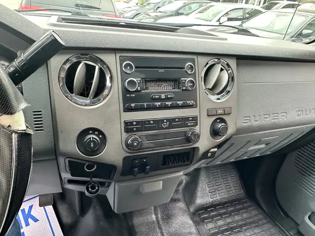 2012 Ford F-350 XLT - Photo 13