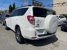 2011 Toyota RAV4 Limited - Photo 6