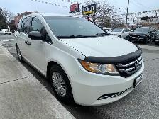 2016 Honda Odyssey LX - Photo 3